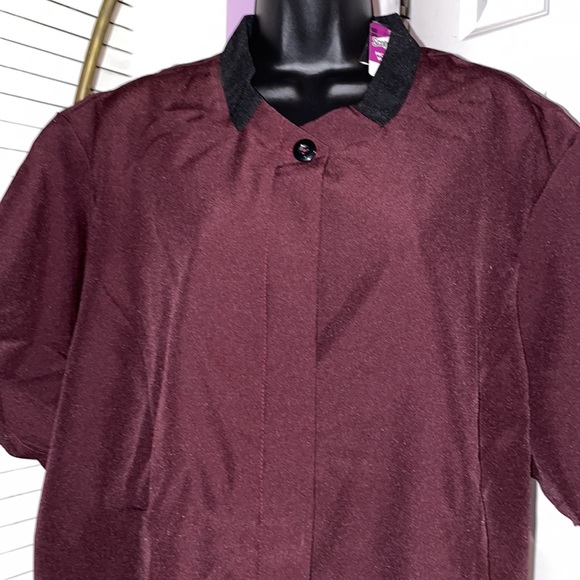 Maroon & Black Edwards XS R SCRUBS TOP - Picture 2 of 10